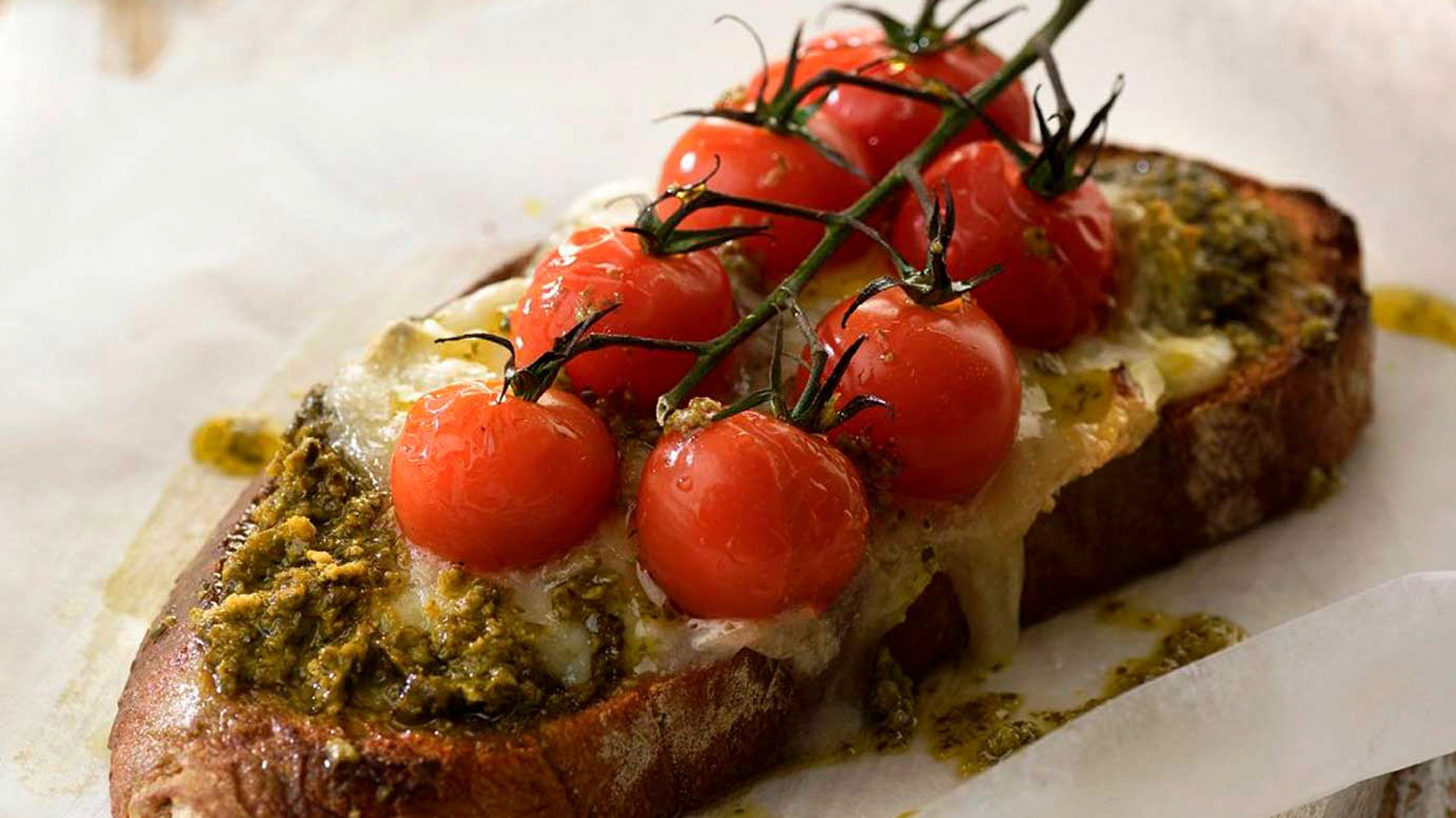 Filippo Berio 100% Italiano: l’Olio Extravergine di Oliva perfetto per gli amanti dei sapori decisi