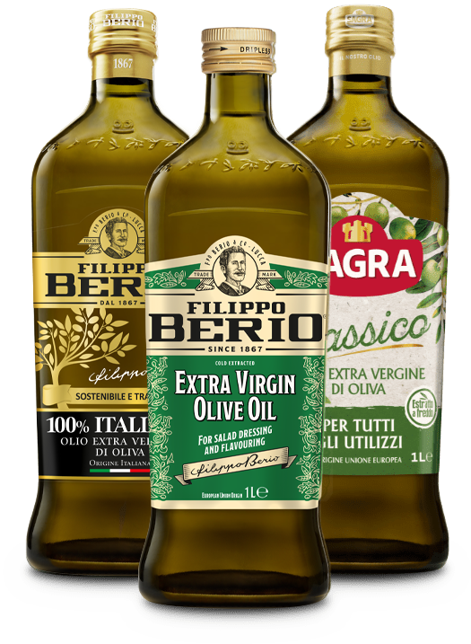 Tre bottiglie di olio: due Filippo Berio e una Sagra.